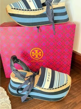 Tory Burch Pink & Red Geometric Printed Box